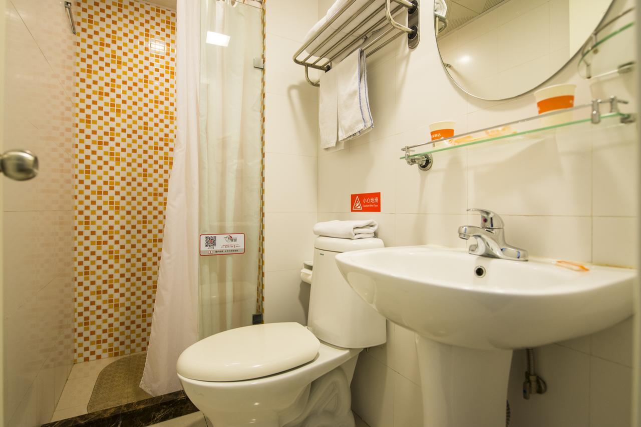 Home Inn Chongqing Nanping Pedestrian Street Branch Exteriér fotografie